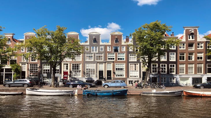 A Morning Walk: Amsterdam's Brouwersgracht 